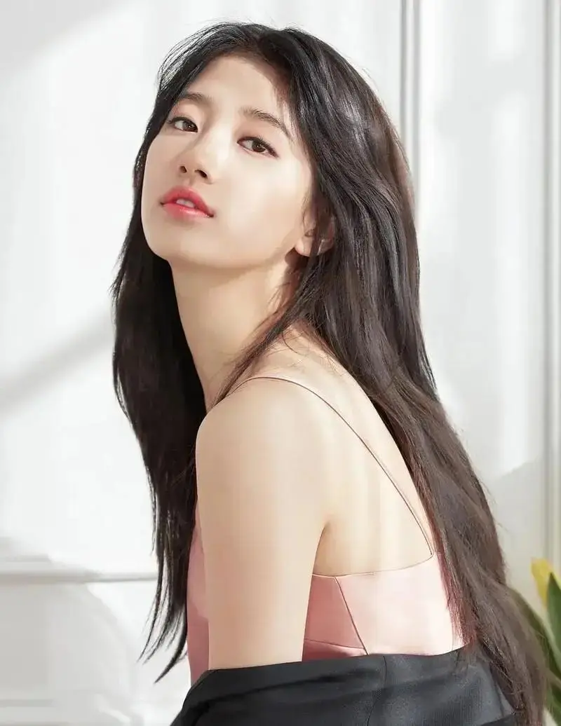 2025韩国十大美女红星排名_大眼韩国女明星_韩剧美女演员演技排行